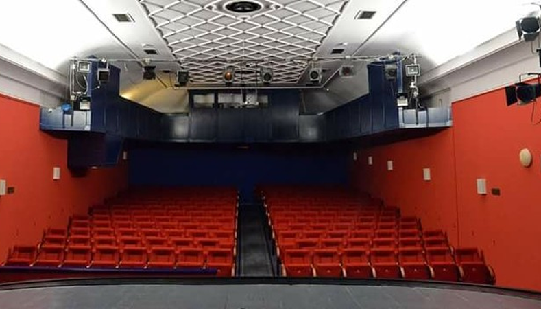 У контакту са Вама...