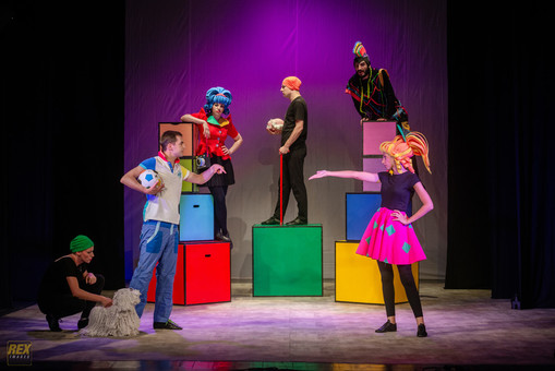 НИЈЕ ЛАКО БИТИ ДЕТЕ